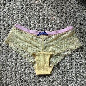 NWOT Victoria’s Secret Lingerie Underwear XS